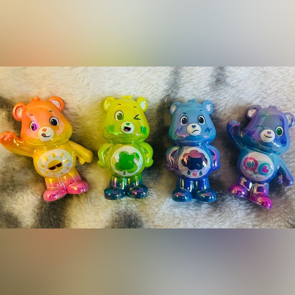 2020 Care Bears Special Collectors Set Rainbow Shine 4 Pack Limited Edition